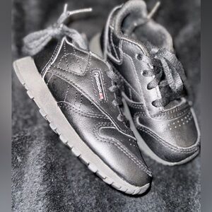 Reebok Toddler Classic Leather Wide Sneaker Black/Black 81-103092 6